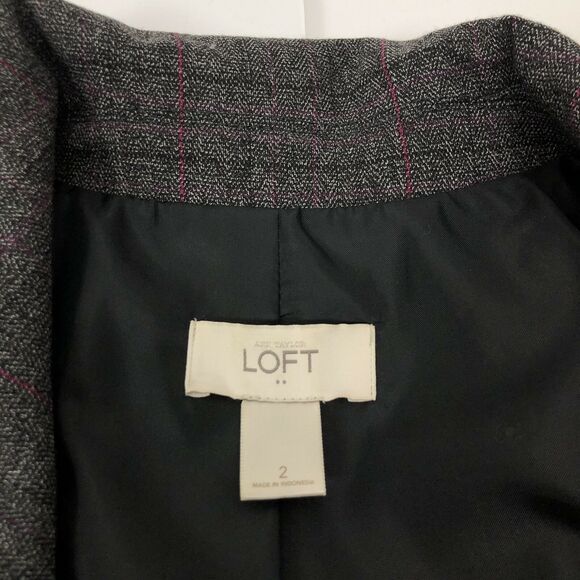 LOFT Jacket Womens Size 2 Ruffle Collar Grey 3/4 Sleeves 2 Button Lined Blazer - Picture 10 of 11